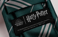 Harry Potter Slytherin Krawatte mit Hauswappen-Pin