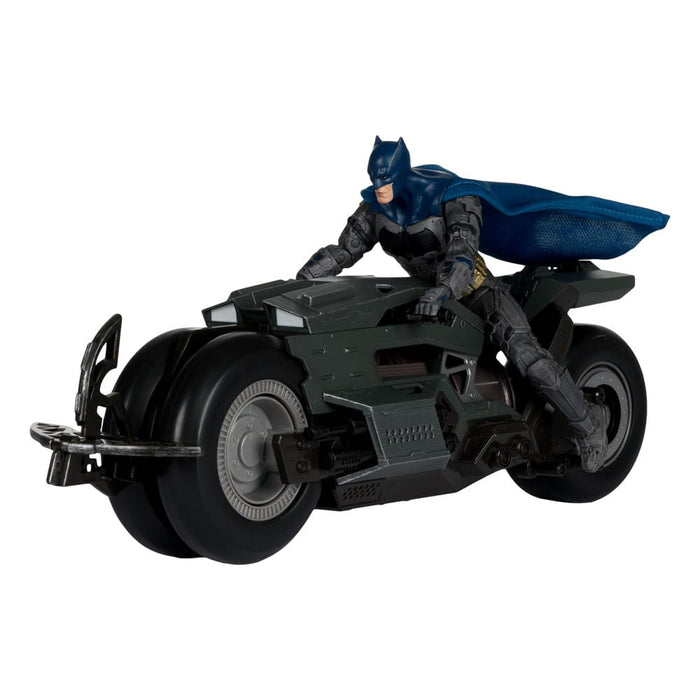 Batman met Batcycle uit The Flash