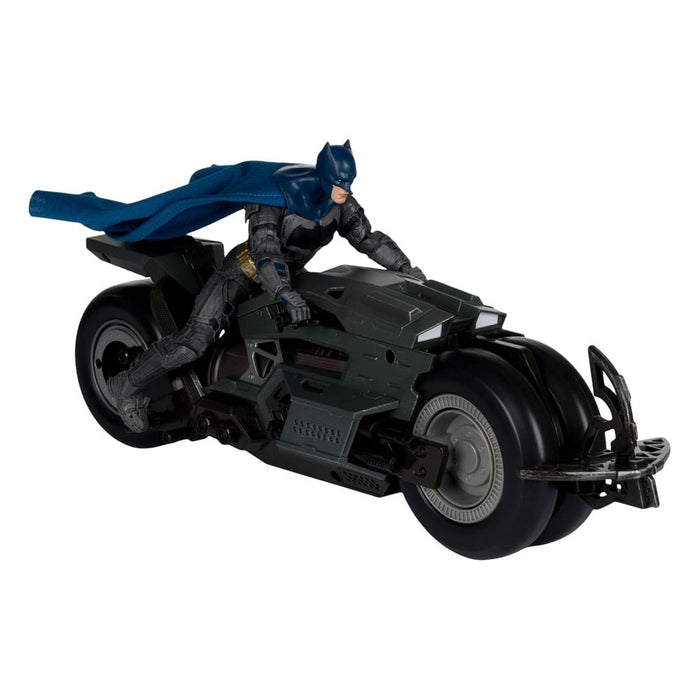 Batman met Batcycle uit The Flash