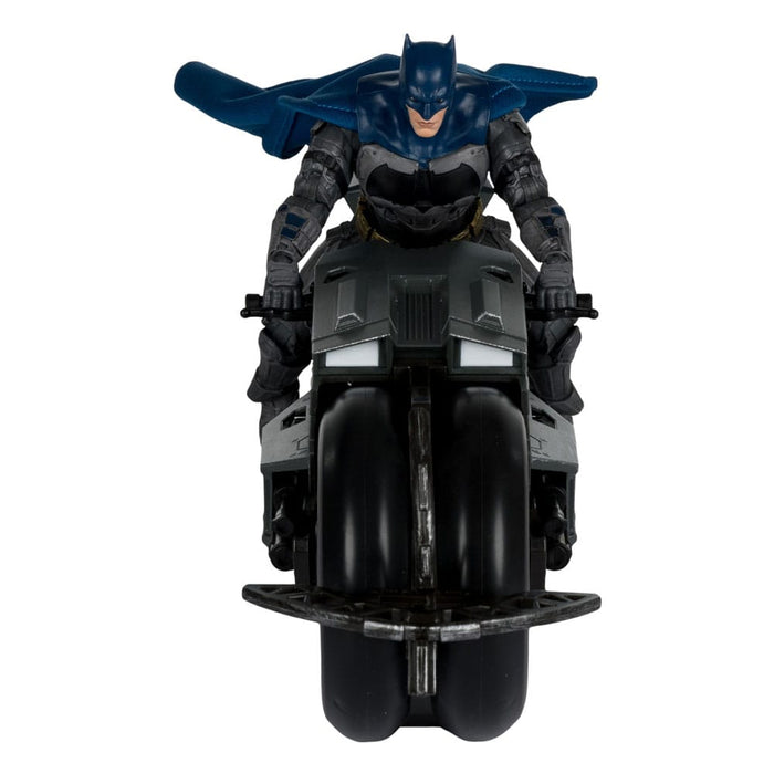 Batman met Batcycle uit The Flash